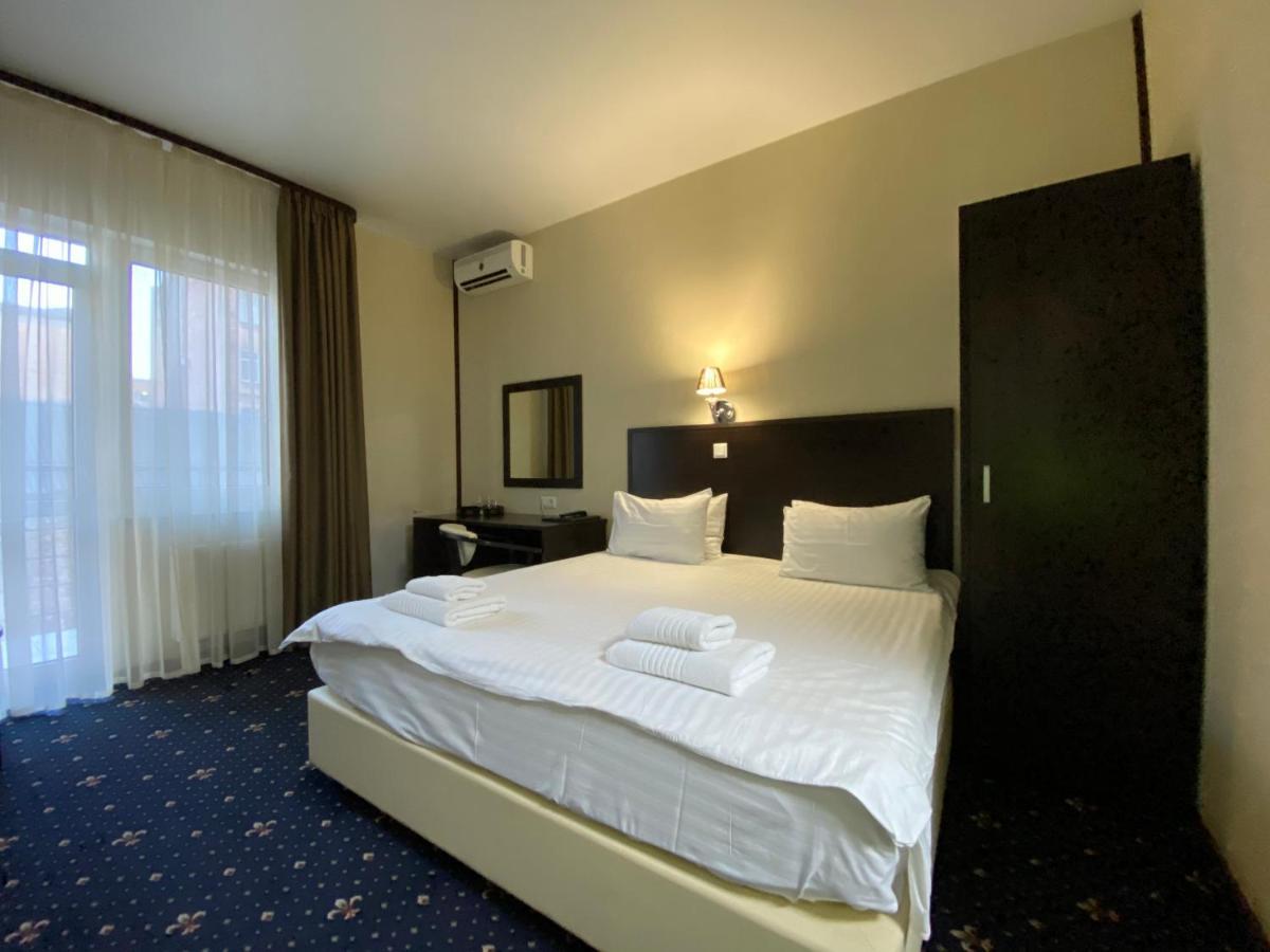 Irishotels Kiev Luaran gambar